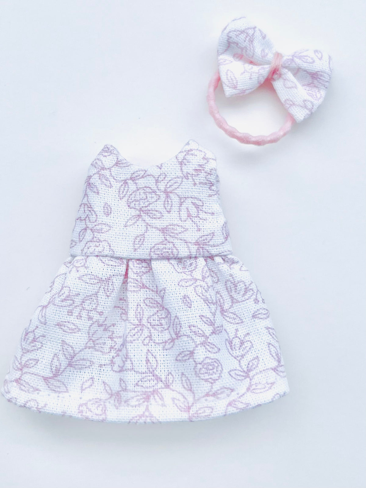 Summer dress for little sister mouse