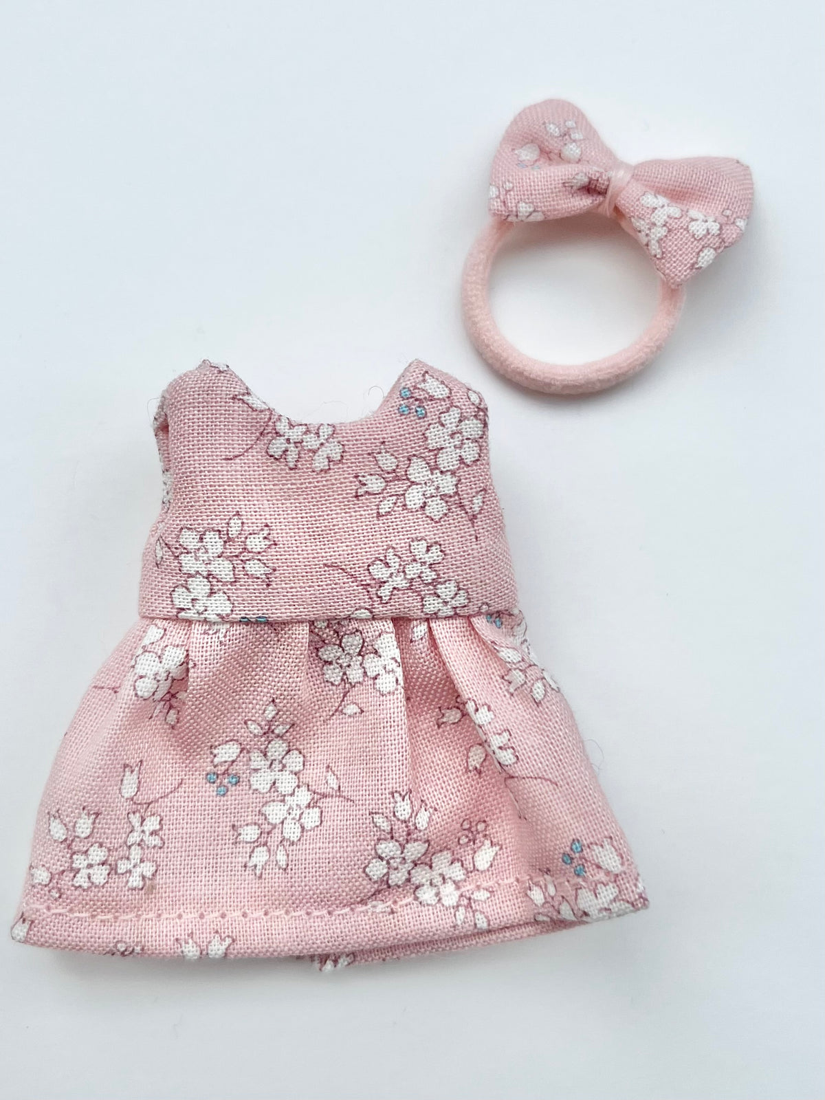 Summer dress for little sister mouse
