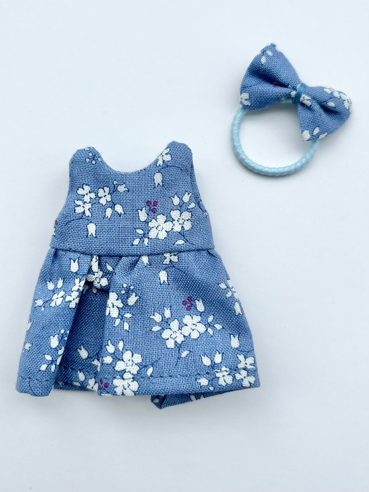 Summer dress for little sister mouse